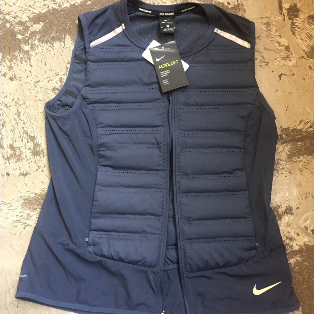 Women’s Nike aeroloft running vest